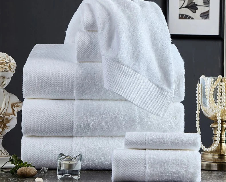 Handtuch / Badetuch / Fusstuch